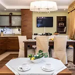 아파트 Prestige Ii 자코파네