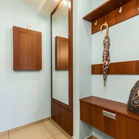 Prestige Ii 아파트